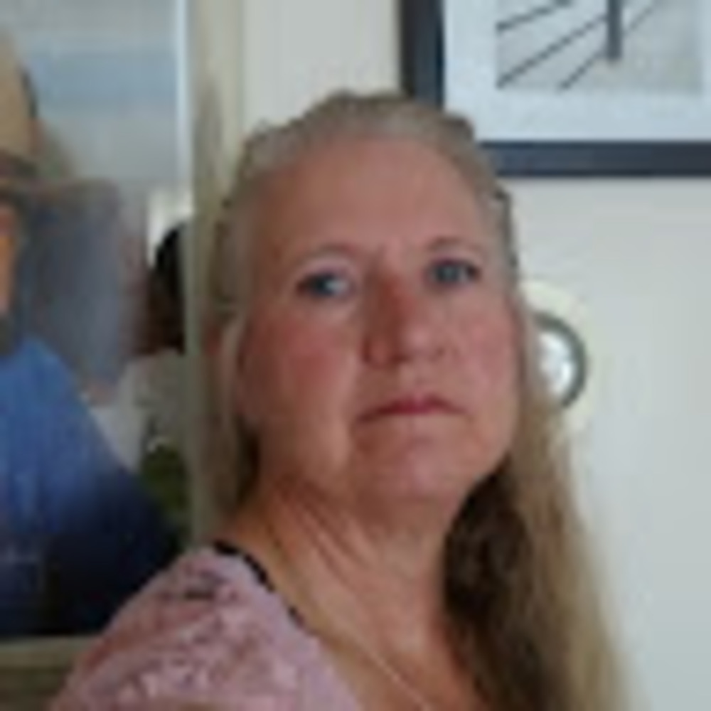 Meet your Posher, Tina